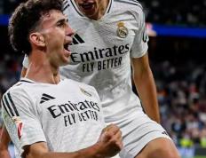 IM体育在线注册-皇马连胜破纪录，卫冕冠军后劲十足