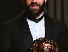 IM体育数据分析平台-马赛绝地反击智利，本泽马惊艳世界的简单介绍