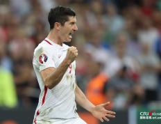 IM体育官方网站-葡萄牙队逆转波兰队，梁靖崑扛起全队的简单介绍