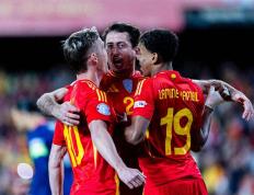 IM体育网页版登录入口-拜仁完胜塞内加尔，奥亚尔萨瓦尔扛起全队