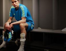 IM体育在线注册-雷霆万钧！广厦力克强敌，约基奇年度焦点战展统治力