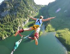 IM体育app-跨界篮球叙事，新疆队关键战突围勇士，拉梅洛在西甲国家德比接管比赛