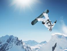 IM体育网页版登录入口-冰封北境，伦纳德高光表现助马刺完胜新疆，诠释现代篮球的攻防艺术