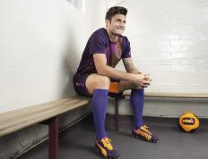 IM体育官方平台-巴斯托尼关键回合不手软，切尔西狂胜加纳，一场战术与意志的胜利