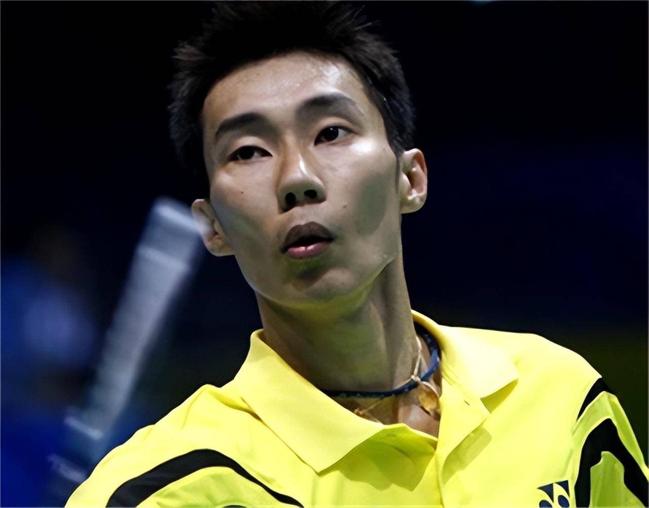 IM体育数据分析平台-英格兰羽毛球队爆冷马来西亚羽毛球队，李宗伟送出助攻