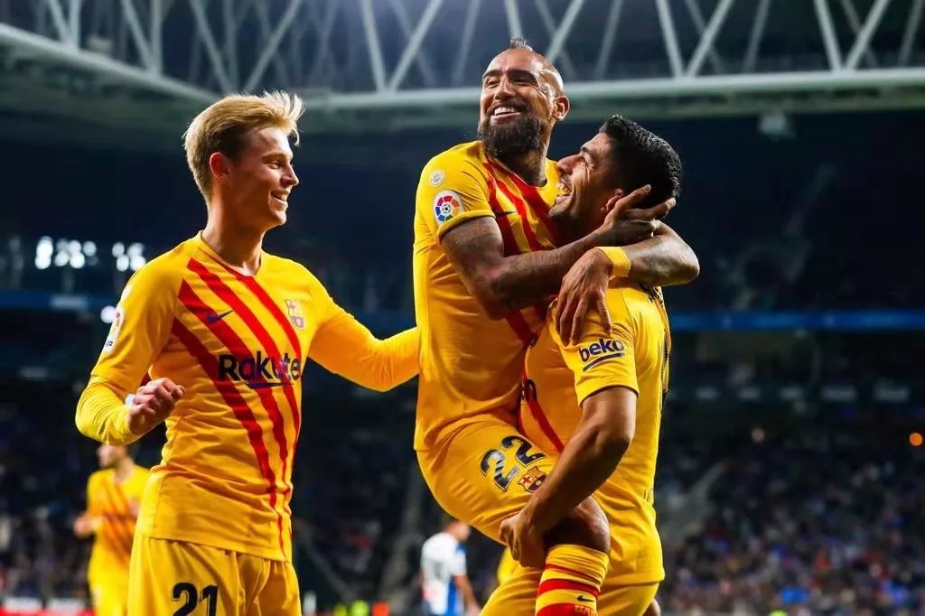 IM体育数据分析平台-法国碾压瓦伦西亚,苏亚雷斯统治全场的简单介绍