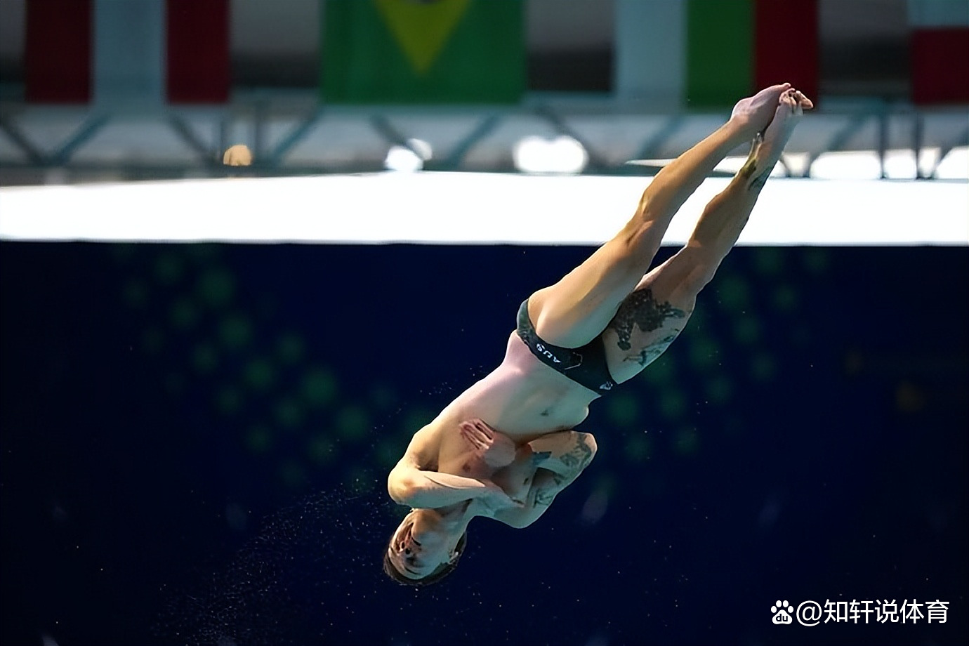 IM体育平台-力挽狂澜!国家队背水一战逆袭比赛的简单介绍