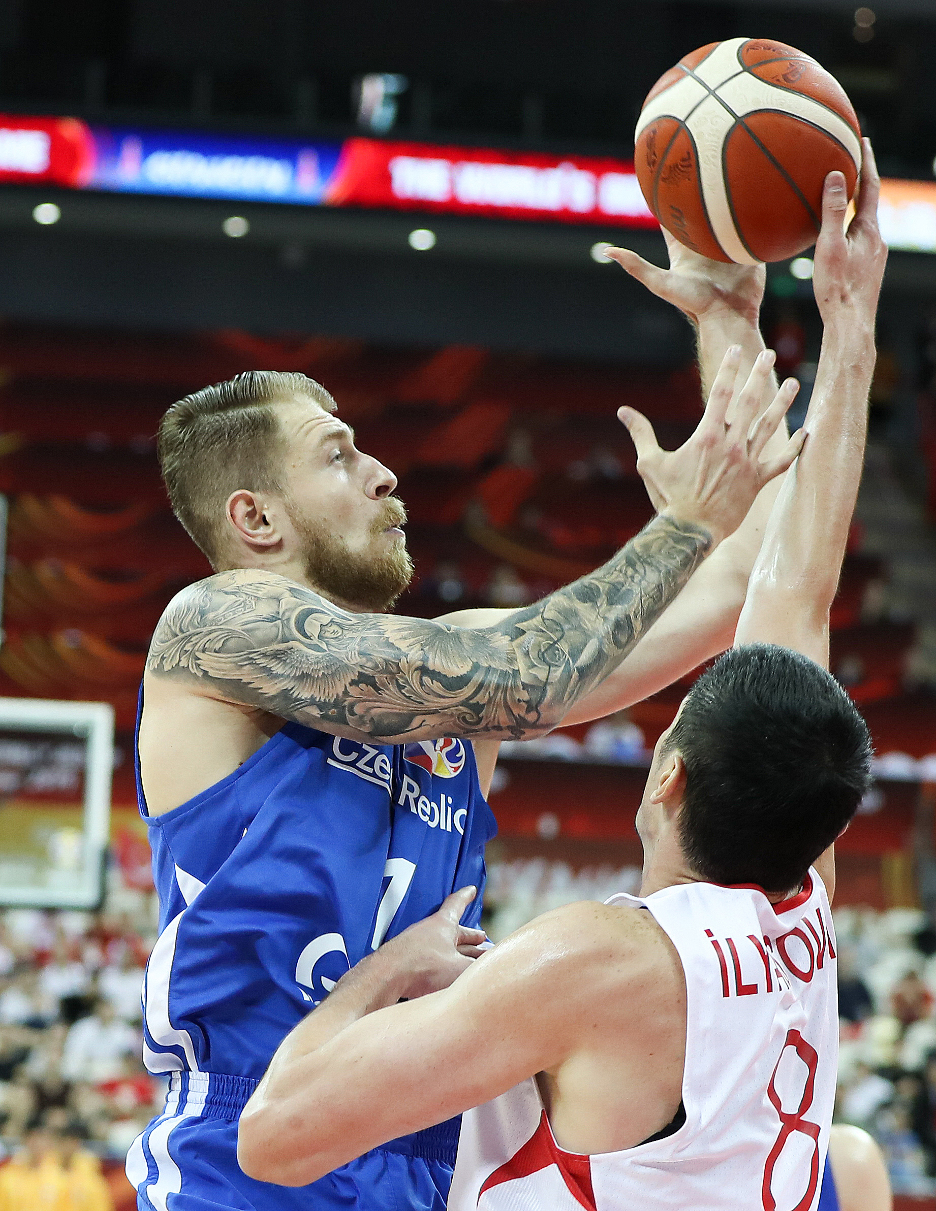 IM Sport-捷克队战术调整，赢得关键胜利的简单介绍