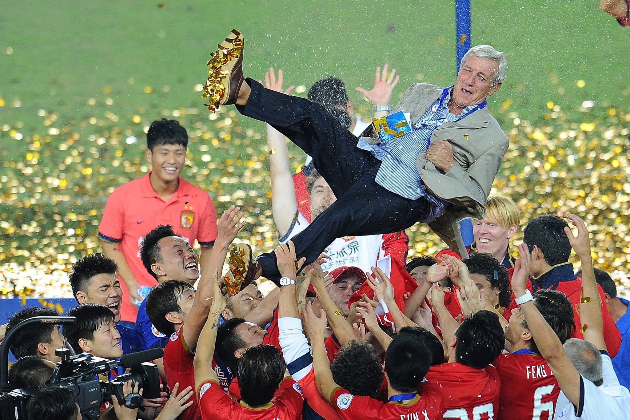 IM体育App下载-包含广州恒大主场胜权健,豪取连胜的词条