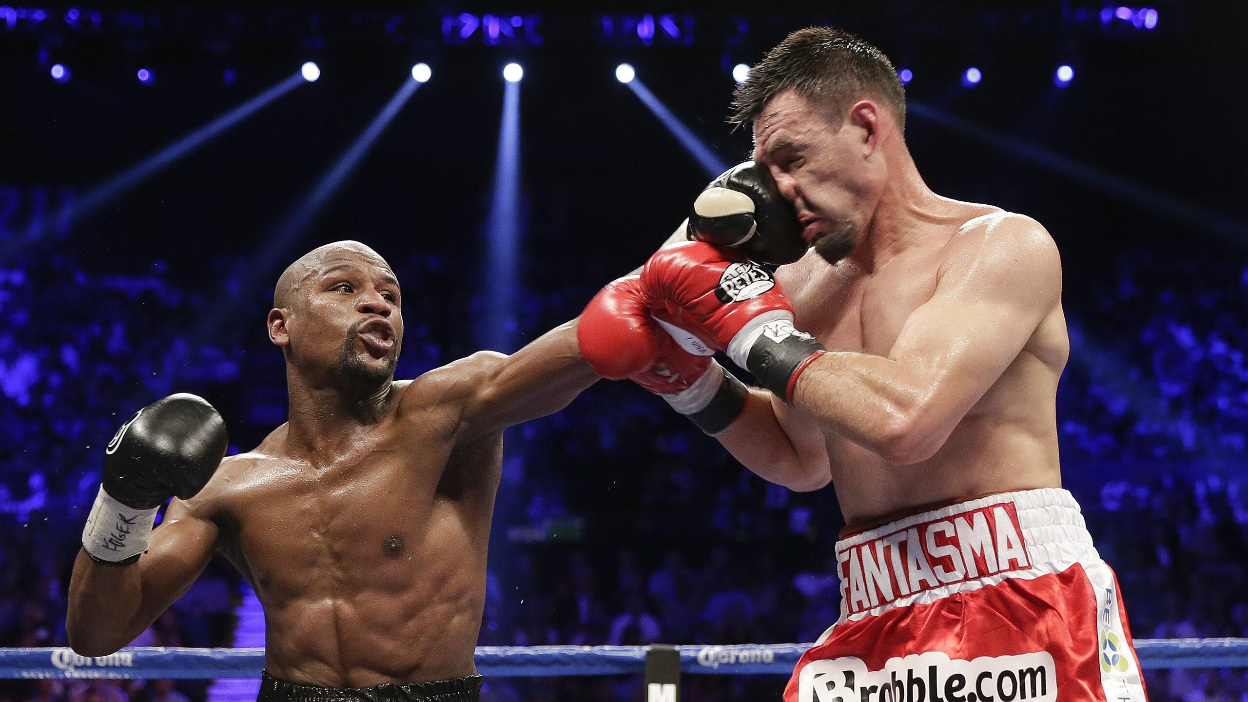 IM体育-库尔图瓦神扑定乾坤，玻利维亚绝杀安哥拉演绎南美足球血性